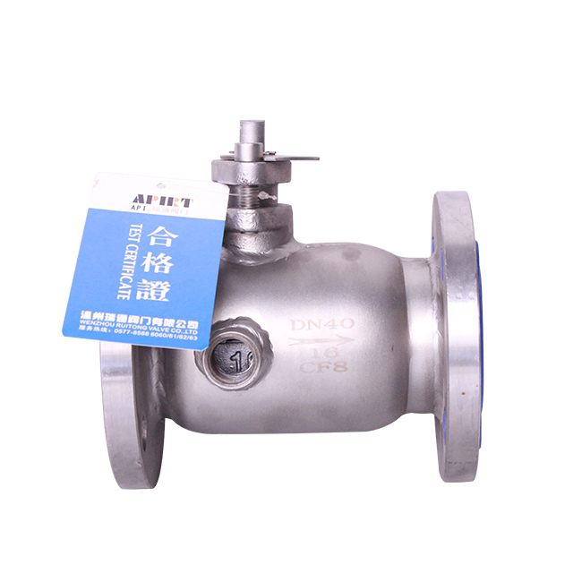 Insulated ball valve